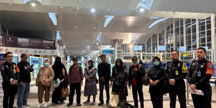 Imigrasi Tunda Keberangkatan 1.243 Jemaah Calon Haji Diduga Nonprosedural dari Sejumlah Bandara