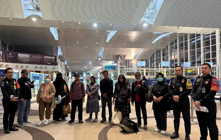 Imigrasi Tunda Keberangkatan 1.243 Jemaah Calon Haji Diduga Nonprosedural dari Sejumlah Bandara