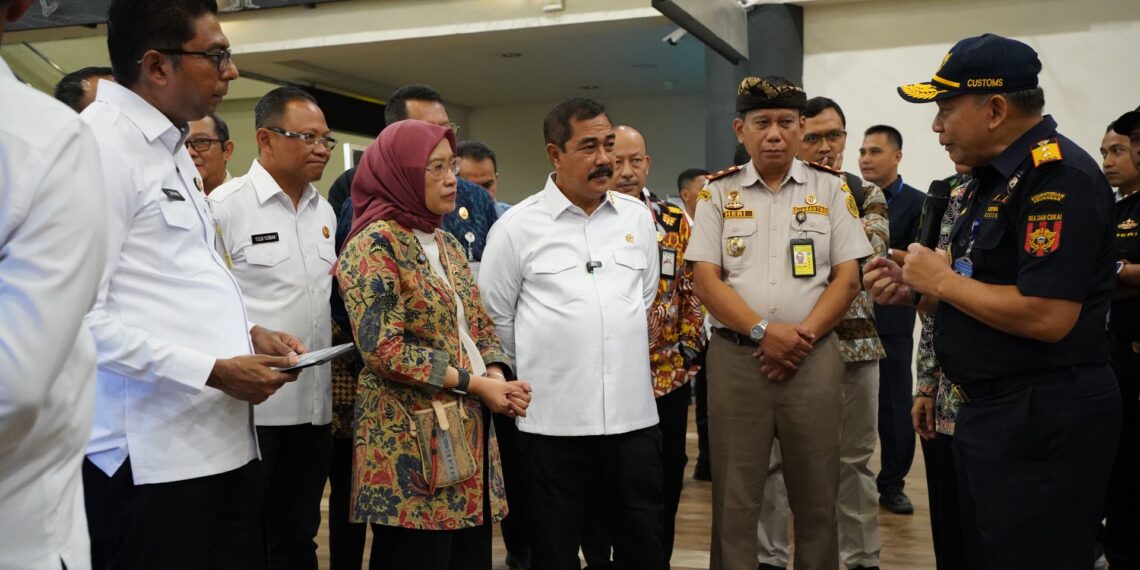 KEMENTERIAN IMIGRASI UJI COBA SISTEM ‘ALL INDONESIA’ DI BANDARA NGURAH RAI, PERCEPAT LAYANAN WISATAWAN