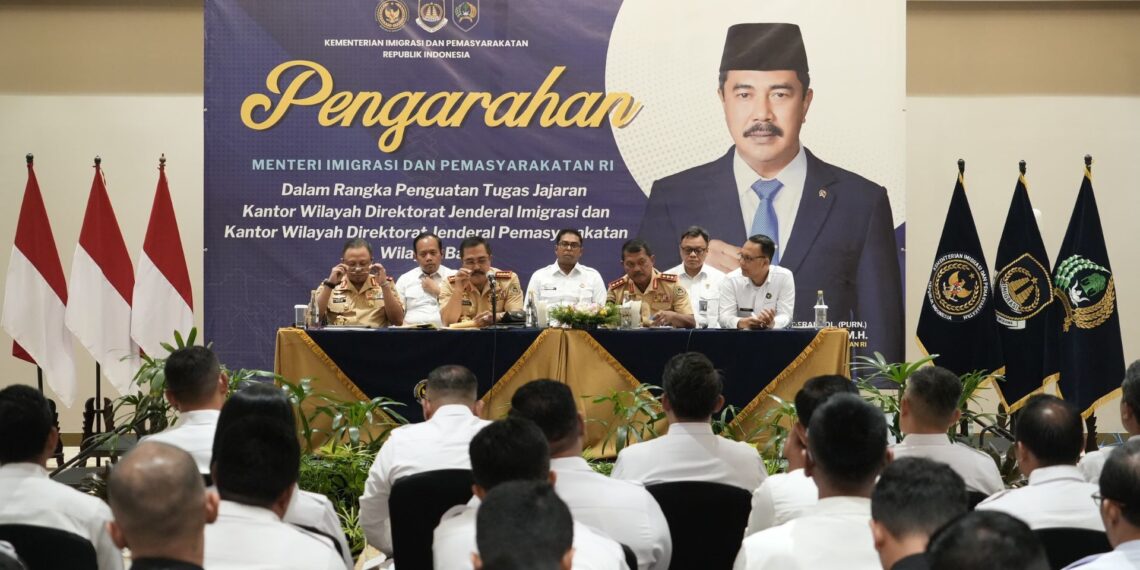 SINERGI HEBAT DI PULAU DEWATA: IMIGRASI DAN PEMASYARAKATAN BALI RAIH PENGHARGAAN DARI MENIMIPAS RI