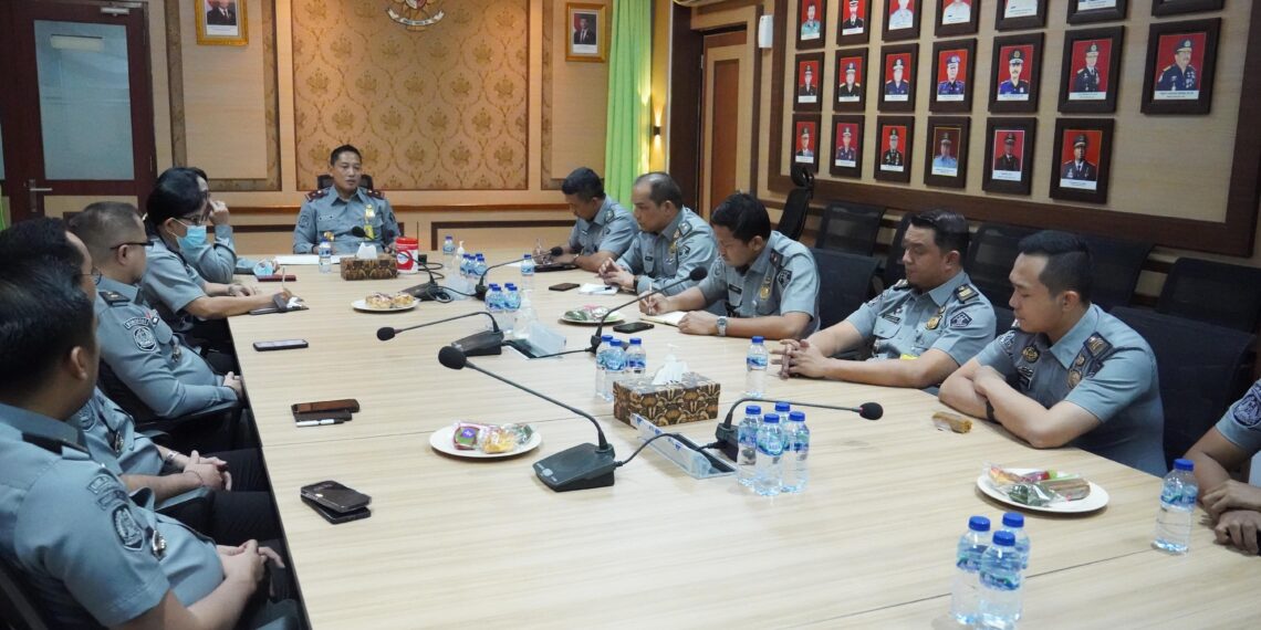 KANTOR IMIGRASI NGURAH RAI IKUTI RAPAT KOORDINASI TINDAK LANJUT HASIL PEMERIKSAAN BPK SEMESTER I TAHUN 2025