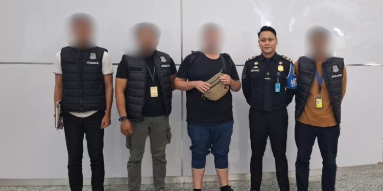 KANTOR IMIGRASI NGURAH RAI TEGAKKAN ATURAN DENGAN PROFESIONALISME DALAM PENDEPORTASIAN WN AUSTRALIA