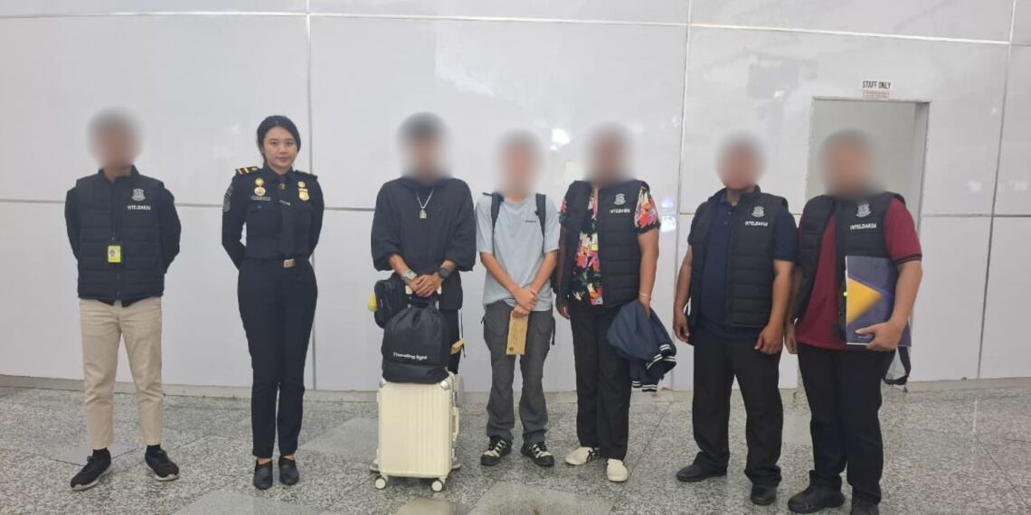 WN CINA DIDEPORTASI, IMIGRASI NGURAH RAI PASTIKAN MASUK DAFTAR PENANGKALAN