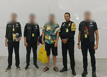 LANGKAH TEGAS IMIGRASI, DEPORTASI WNA MEKSIKO DILAKSANAKAN LANCAR