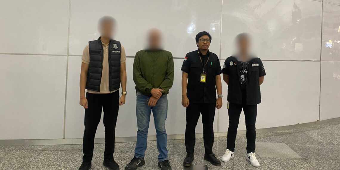 WN PERU DIDEPORTASI KARENA OVERSTAY MELEBIHI BATAS WAKTU IZIN TINGGAL