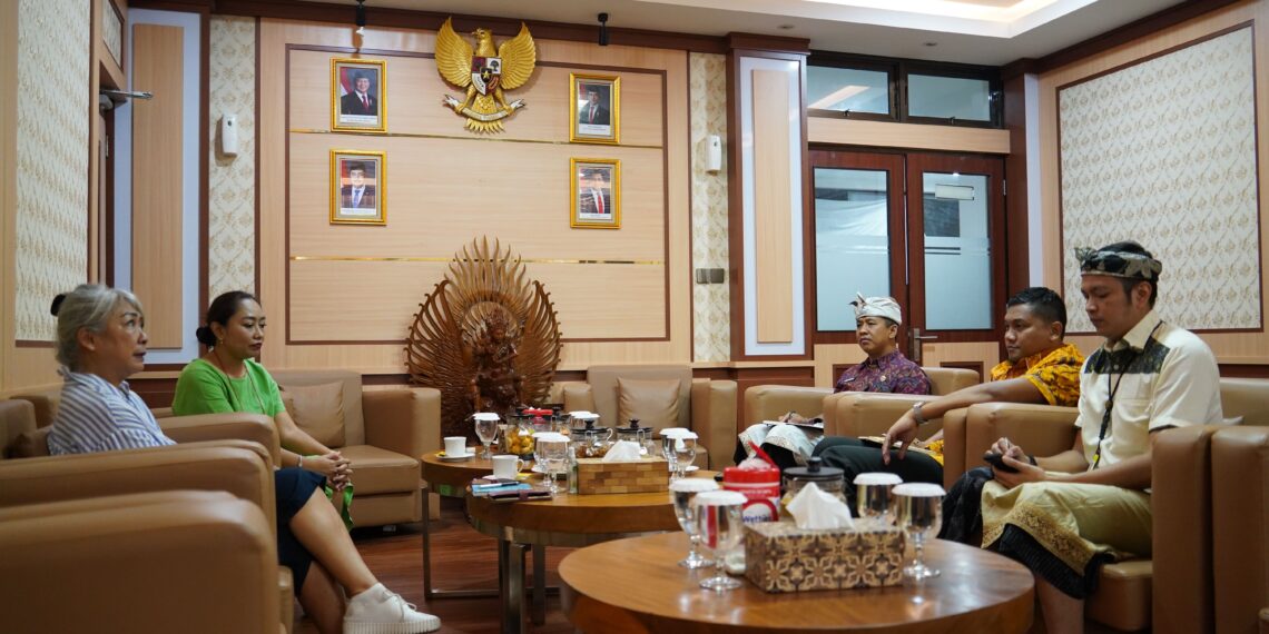 PERERAT HUBUNGAN DAN PEMAHAMAN KEIMIGRASIAN, BIWA KUNJUNGI KANTOR IMIGRASI NGURAH RAI