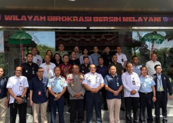 RAPAT KOORDINASI DAN KOLABORASI KOMITE FAL BANDARA INTERNASIONAL I GUSTI NGURAH RAI