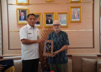 KUNJUNGAN KONSULAT JENDERAL AMERIKA SERIKAT