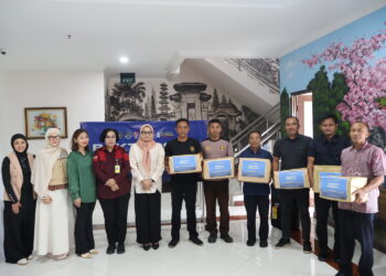 IMIGRASI NGURAH RAI GELAR BAKTI SOSIAL, TINGKATKAN SOLIDARITAS DI HARI BAKTI KEMENIMIPAS KE-1