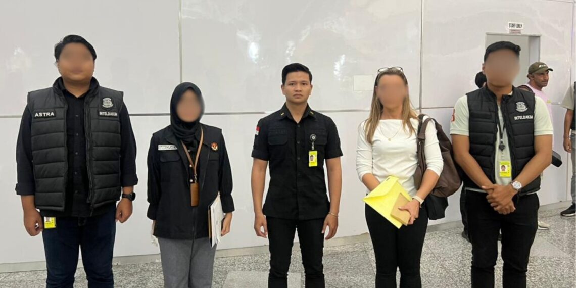 KANIM NGURAH RAI TINDAK PELANGGAR IZIN TINGGAL: WNA AUSTRALIA DIDEPORTASI