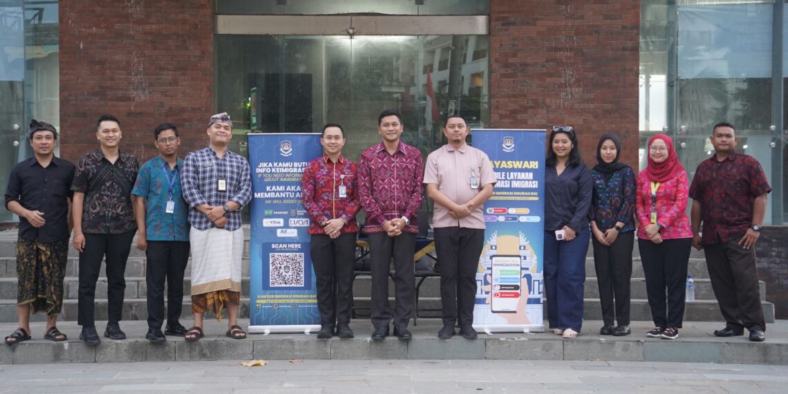 MAYASWARI KELILING SEMINYAK, IMIGRASI NGURAH RAI MUDAHKAN MASYARAKAT AKSES INFORMASI KEIMIGRASIAN