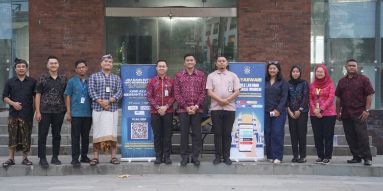 MAYASWARI KELILING SEMINYAK, IMIGRASI NGURAH RAI MUDAHKAN MASYARAKAT AKSES INFORMASI KEIMIGRASIAN