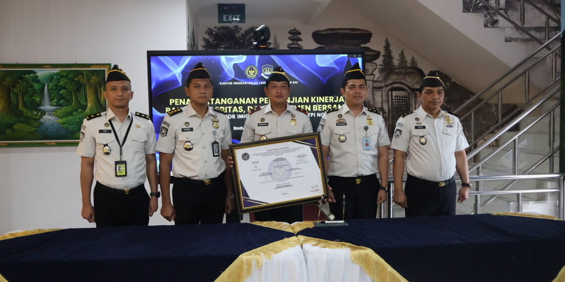 Apel Bersama Awal Tahun 2026 dan Penandatanganan Perjanjian Kinerja, Pakta Integritas, dan Komitmen Bersama Kantor Imigrasi Ngurah Rai