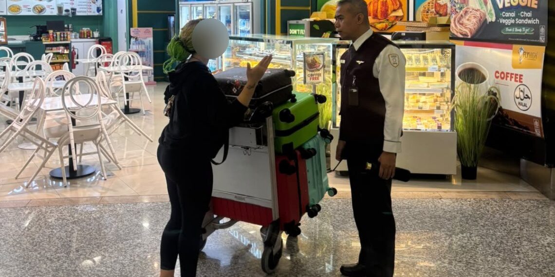 Imigrasi Ngurah Rai Deportasi WN Arab Saudi Akibat Membuat Kegaduhan di Bandara Ngurah Rai