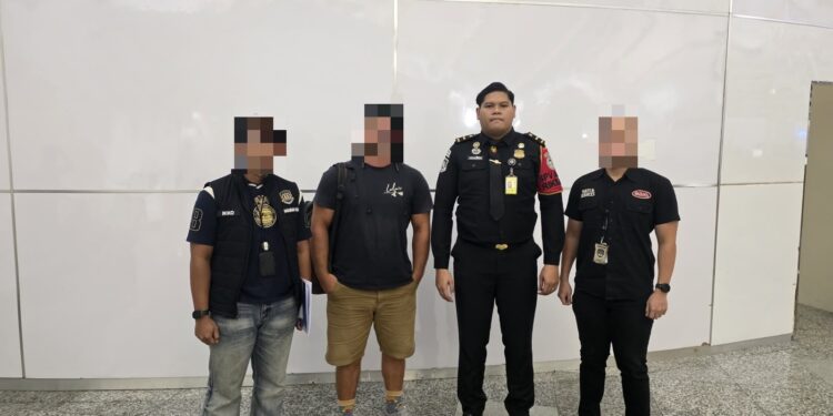 Imigrasi Ngurah Rai Deportasi 10 WNA, Diantaranya Eks Narapidana, DJ dan Model Iklan Minuman